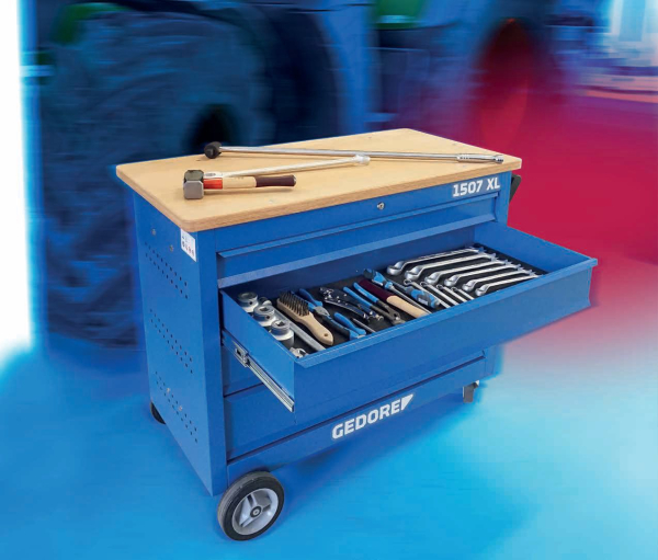 MOBILE WERKBANK MIT JUMBO NFZ SORTIMENT